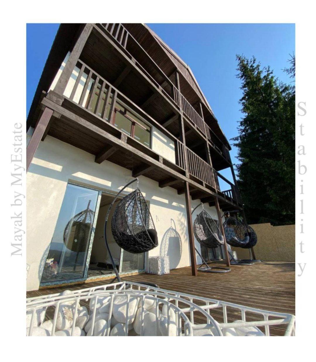 Aparthotel "Mayak Yablunytsia" Yablunytsya Exterior foto