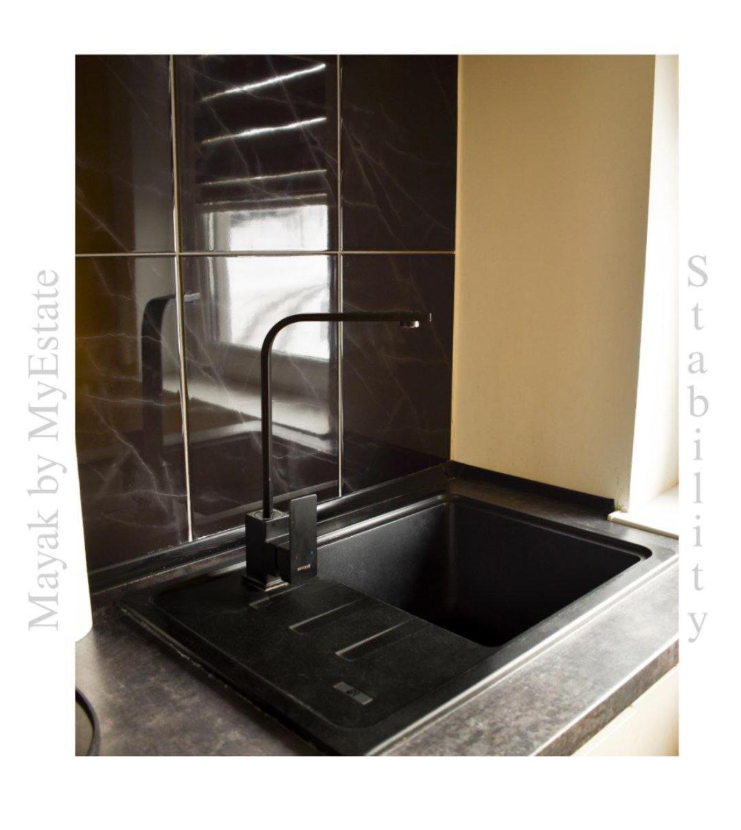 Aparthotel "Mayak Yablunytsia" Yablunytsya Quarto foto